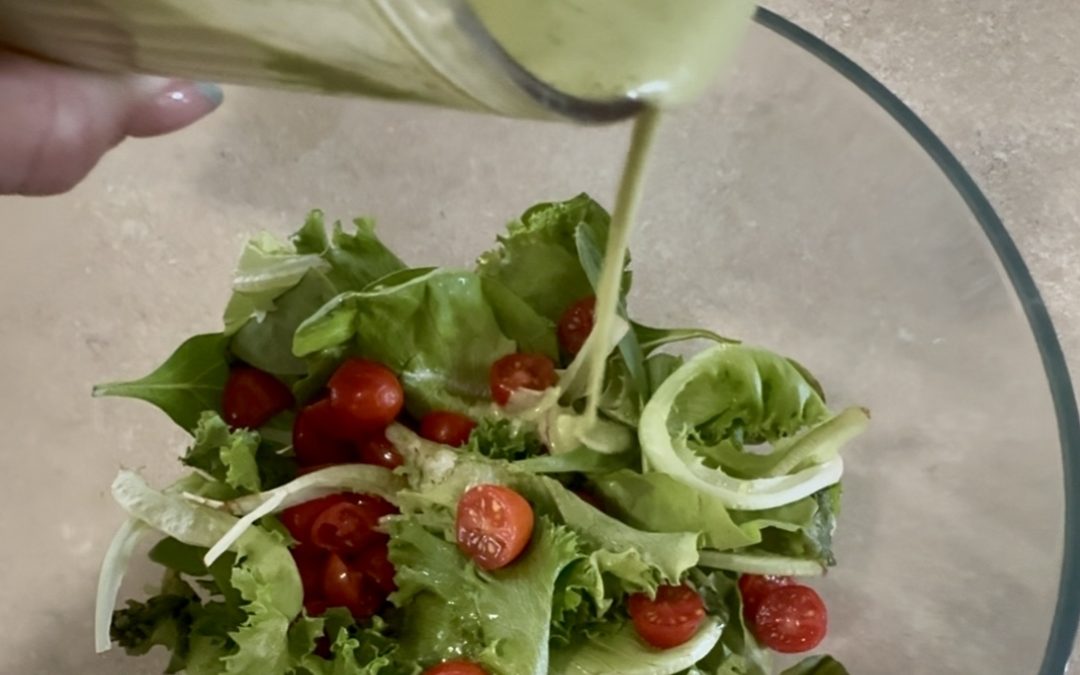 Añádele Sabor y Nutrición a tus Vegetales con este Dressing Saludable y Delicioso🥗